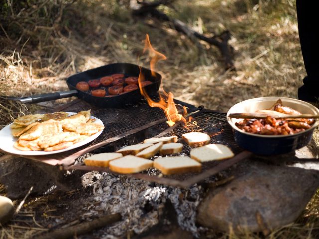 bush_breakfast_cooked